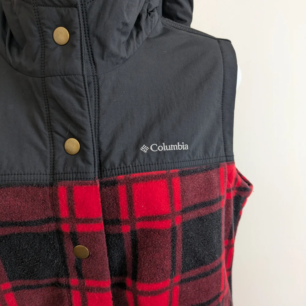 Columbia Red and Black Plaid Fleece Vest - Picture 2 of 7